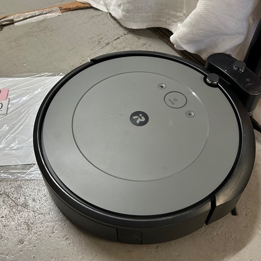 ロボット掃除機/ルンバ i2
