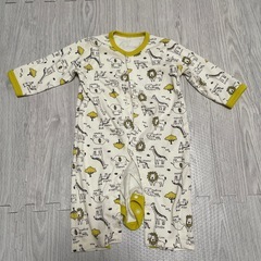 ベビー　80サイズ　肌着　パジャマ　ロンパース　の画像