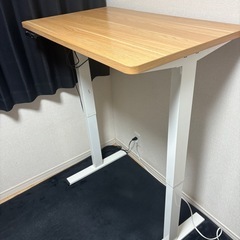 【24時間限定　格安】昇降式デスク／幅100cm／電動昇降OK／引越しのため処分の画像