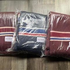 サンローラン　毛布(ウール100%) 1枚200円の画像