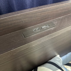 ニトリ　ダブルベッド　コンセント　収納棚付きの画像