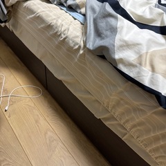 ニトリ　ダブルベッド　コンセント　収納棚付きの画像