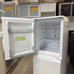【超美品‼️】シャープ 2022年製 152Lノンフロン冷凍冷蔵庫 つけかえどっちもドア ホワイト♪の画像