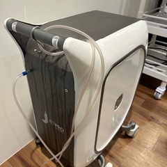 ジェットピールフェイシャル本体と液剤　ピーリングの画像