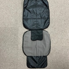 チャイルドシート用保護マットの画像