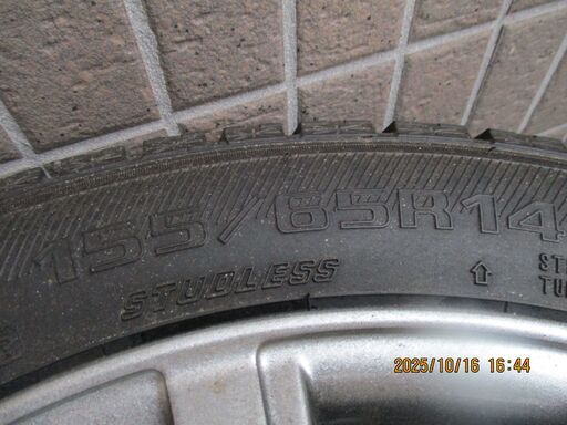 軽用スタッドレス155/65R14アルミホイール付き