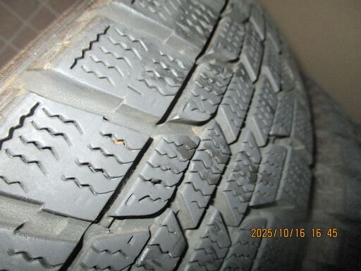 軽用スタッドレス155/65R14アルミホイール付き４本