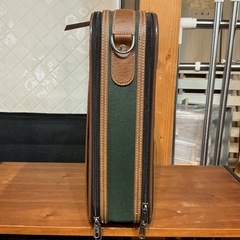 サラリーマンの方におすすめ✅ビジネスバッグ🕴️PCMOVERブリーフケースショルダーベルト付き❗️ノート📔PC💻2way大容量茶色緑の画像