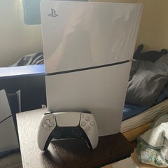PlayStation 5 デジタル・エディション（CFI-2000B）美品 本体＋純正コントローラー＋箱付きの画像