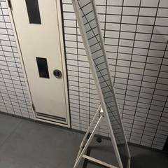 鏡の画像