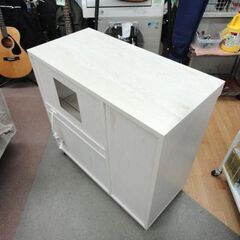 ミドルレンジボード 幅90㎝ 木目調 ホワイト キッチンカウンター キャスター付き 食器棚 キッチンボード レンジ台 西岡店の画像