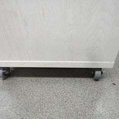 ミドルレンジボード 幅90㎝ 木目調 ホワイト キッチンカウンター キャスター付き 食器棚 キッチンボード レンジ台 西岡店の画像