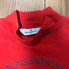 Munsingwear ゴルフ 長袖シャツ M 赤の画像