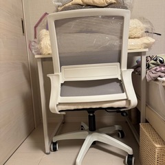 在宅ワーク　チェアの画像