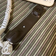 Panasonic VE-GD24-W 有線電話 子機付きの画像