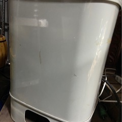 ダイケン室内用角形灯油タンクの画像