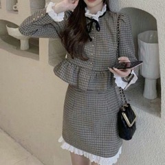 【12/17まで】チェック柄  ひざ丈 ミニスカートの画像