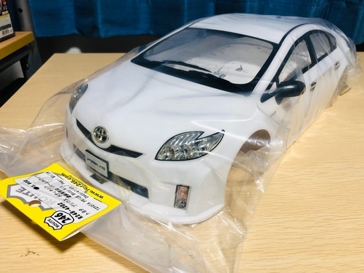 ラジコンボディ　プリウス