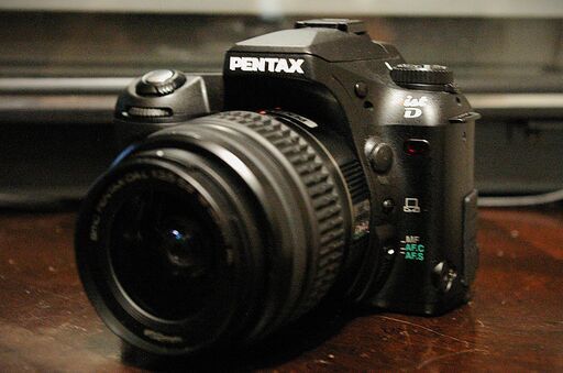 完動美品 PENTAX ist D★初代★+18-55mmズームレンズセット