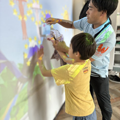 住宅手当あり！昇給・賞与あり☆日曜定休・月9休制☆ 東京都大田区の「ウィズ・ユー池上」は、全国400教室以上を展開する有信アクロス株式会社の直営店。 ダンス療育・デジリハ・野外活動を通して“生きる力”を育む放課後等デイサービスです。 事業拡大のため、児童発達支援管理責任者を募集しています！ 笑顔と感動のある職場で一緒に働きませんか？の画像