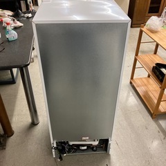 A2510-205 GrandLine 2ドア冷蔵庫 ARM-118L02WH 2019年製 118L キズ汚れパッキン破れ有りの画像