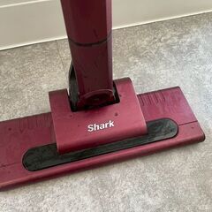 Shark コードレススティック掃除機の画像