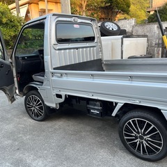 車検満タン極上希少サンバートラック四駆　超低走行の画像