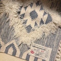 ここにうつってるもの500、1000円の画像