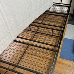 ニトリのマットレスとベッドフレームの画像