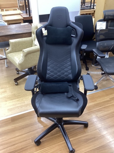 【トレファクマーケット久喜店】noblechairs　ゲーミングチェアー　EPIC