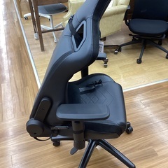 【トレファクマーケット久喜店】noblechairs　ゲーミングチェアー　EPICの画像