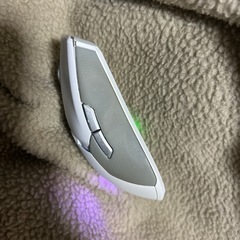 Razer ゲーミングマウス Viper Ultimate Mercury White 高速無線 軽量 74gの画像