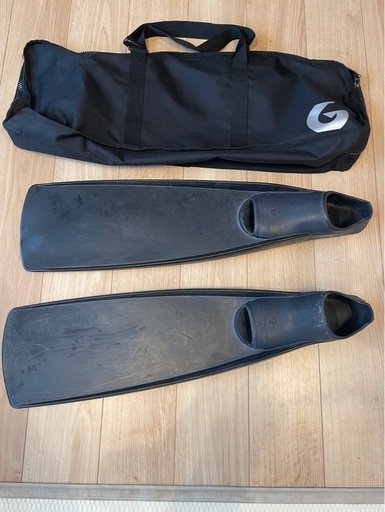 【再値下げ】GのBaracudaフィン Lサイズ