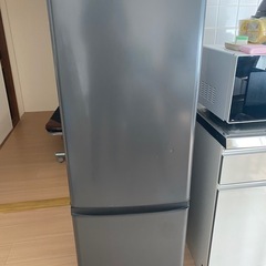 冷蔵庫の画像
