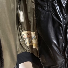 【値下げ不可】モンクレールブルガリサイズ1シャイニーブラックの画像