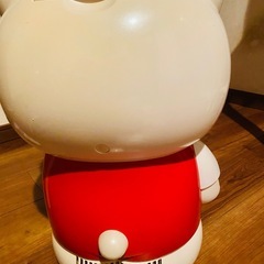 冷蔵庫ハローキティ お店、家も楽しめるキャラクター