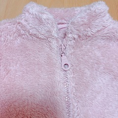 ユニクロ ピンクアウターの画像