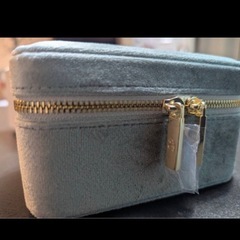 【新品】4°c ジュエリーポーチ　アクセサリー収納の画像