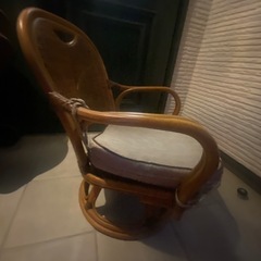 回転イスの画像