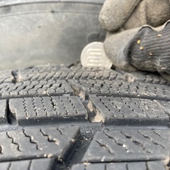 トーヨ　スタッドレス　175/80R15の画像