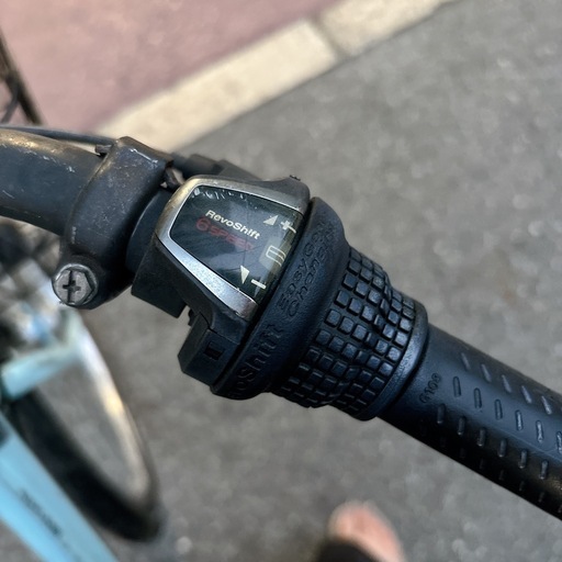 自転車 ママチャリ 26インチ リアキャリア付き