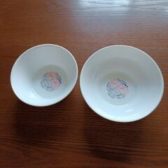 ヤマザキ春のパン祭りの白い食器の画像