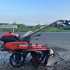クボタ 管理機 TS700W 培土器付 正・逆転ロータリー　ハンドル上下回転　耕運機 家庭菜園　最大6.2馬力　畝立て Wタイヤ 土あげ 溝上げ　揚土　畝上げ　培士　溝掘り　跳ね上げ 宮崎　簡易始動動画ありの画像