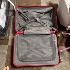キャリーケースの画像