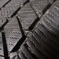 B-38 タイヤ 中古 BRIDGESTONE STUDLESS BLIZZAK VRX3 195/65R15の画像