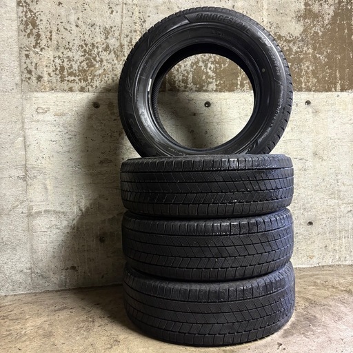 B-38 タイヤ 中古 BRIDGESTONE STUDLESS BLIZZAK VRX3 195/65R15