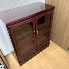 アンティーク家具　ガラスキャビネット の画像