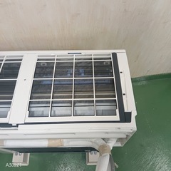 送料無料　三菱　極美品　ルームエアコン　25年　2.2㌔の画像