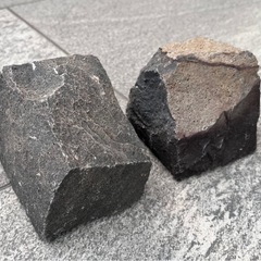 ピンコロ石　黒　【30個】の画像