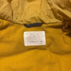 ZARAダウンジャケット80サイズの画像